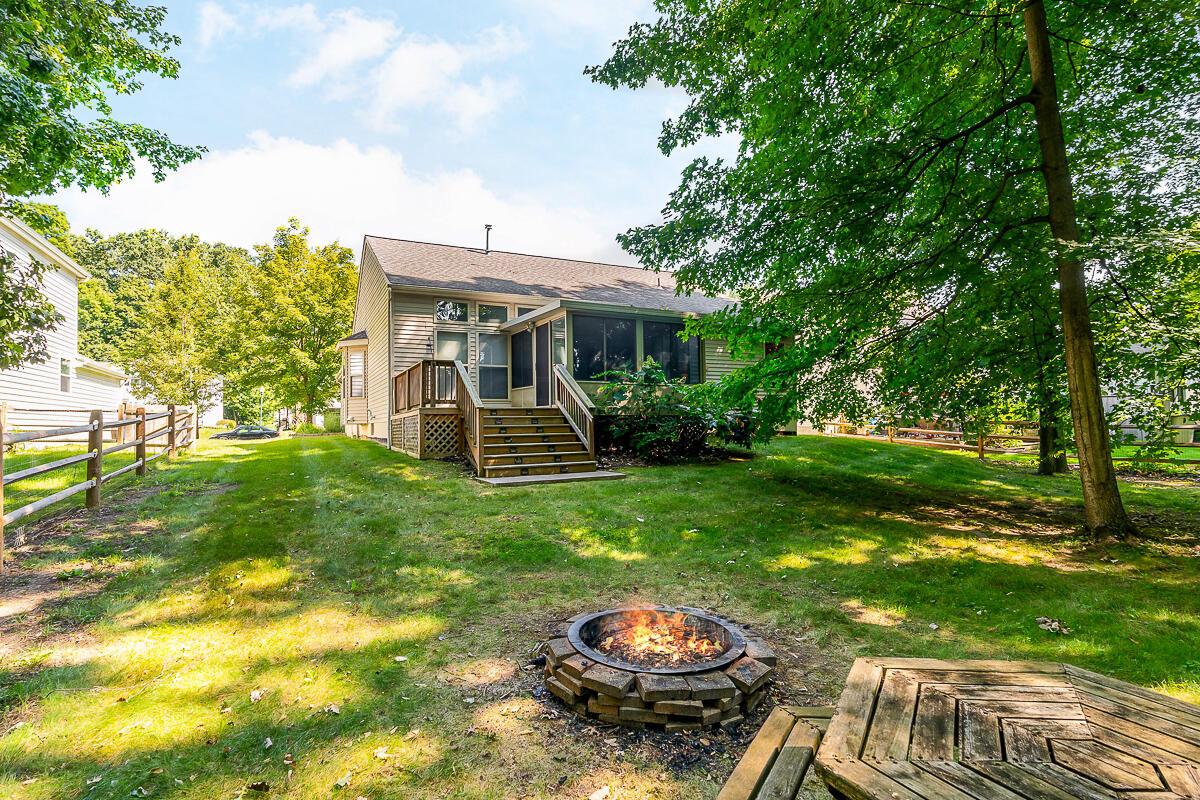 77 Beech Court Delaware, OH 43015 - Photo 29 of 34 rear view