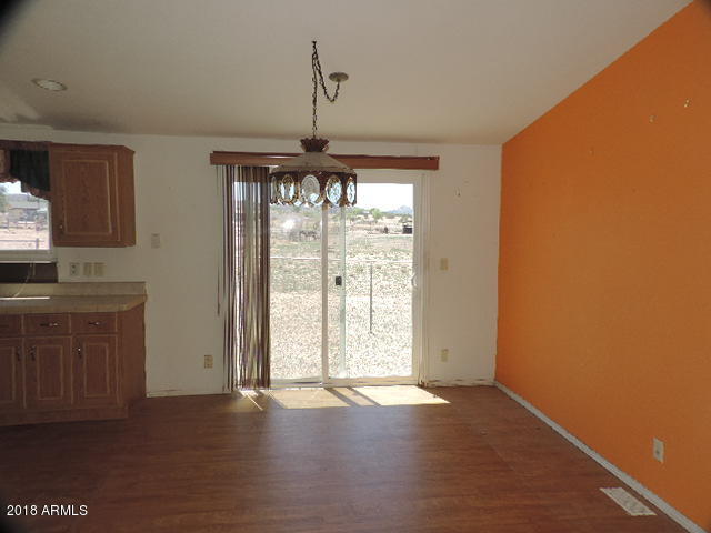 1325 Buffalo Run Road Chino Valley, AZ 86323 - Photo 10 of 37 dining room (1)