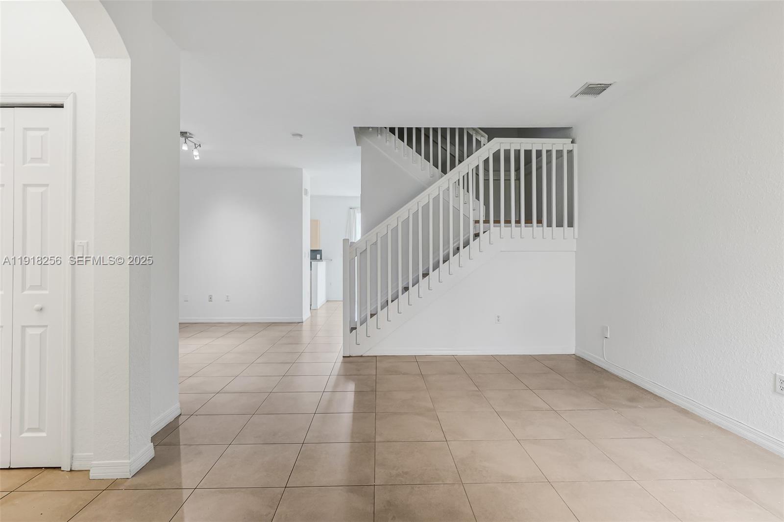 12566 Southwest 126th Avenue Miami, FL 33186 - Photo 20 of 59