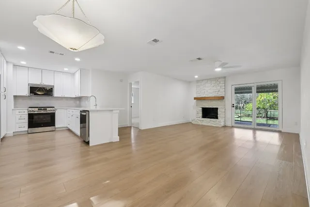 $599,900 | 8214 Kearsarge Drive, Austin, TX 78745