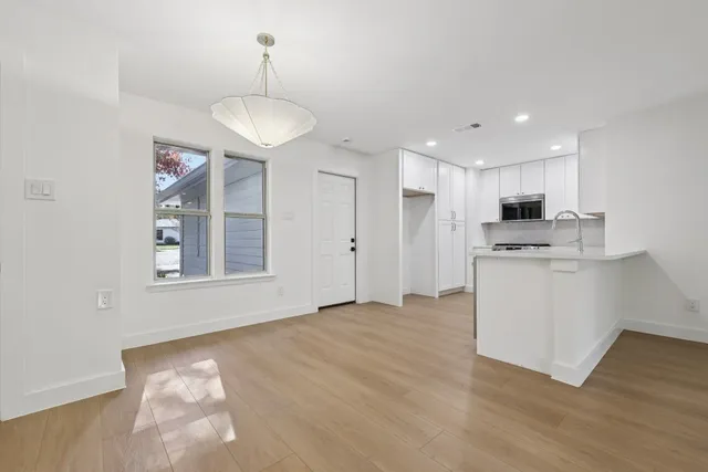 $599,900 | 8214 Kearsarge Drive, Austin, TX 78745