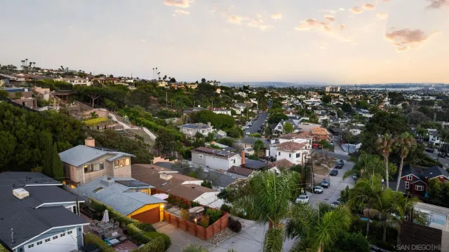 $8,900 | 5643 Linda Rosa Avenue, La Jolla, CA 92037