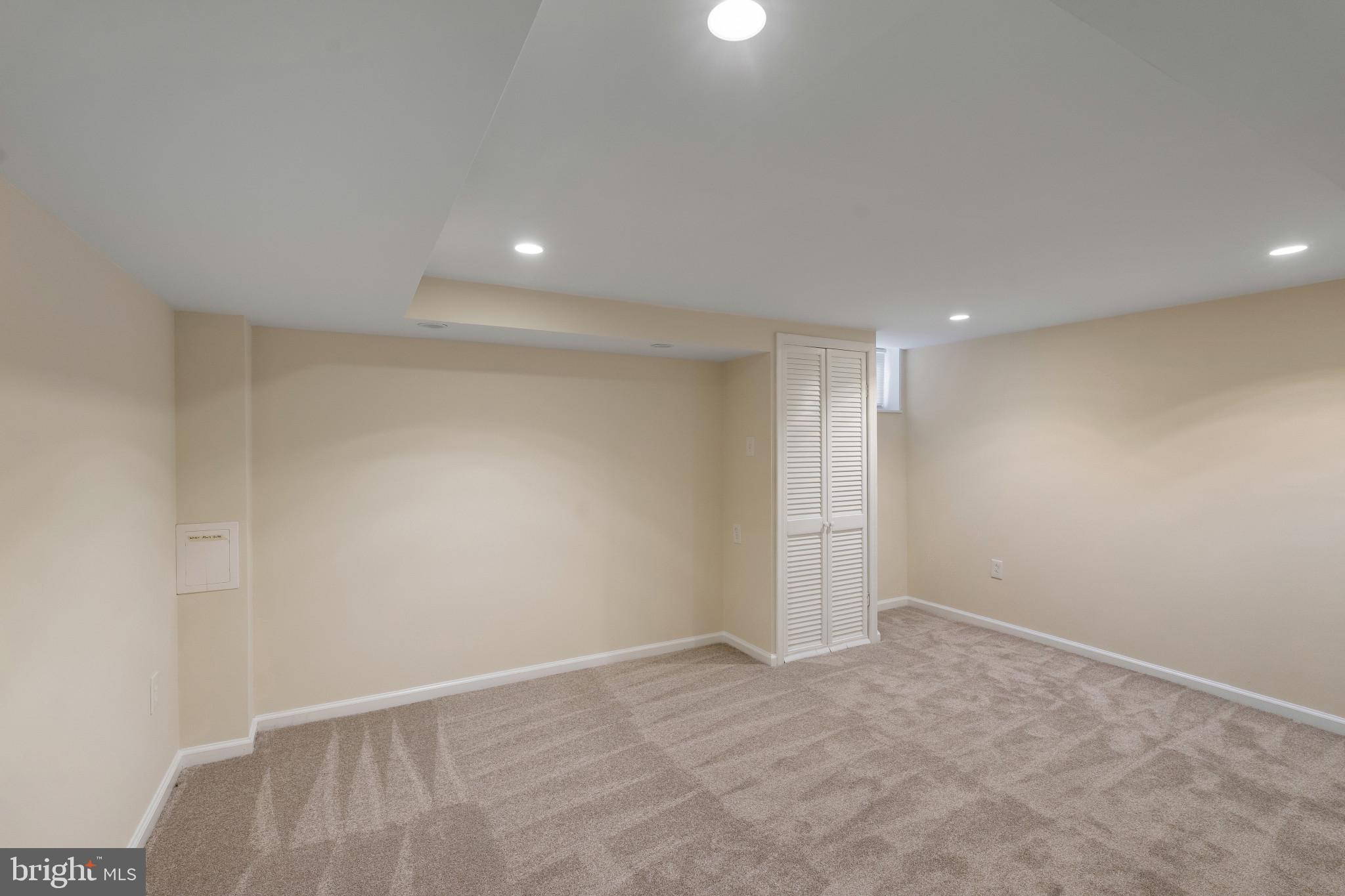 1928 Inverton Road Baltimore, MD 21222 - Photo 21 of 31 Family Room