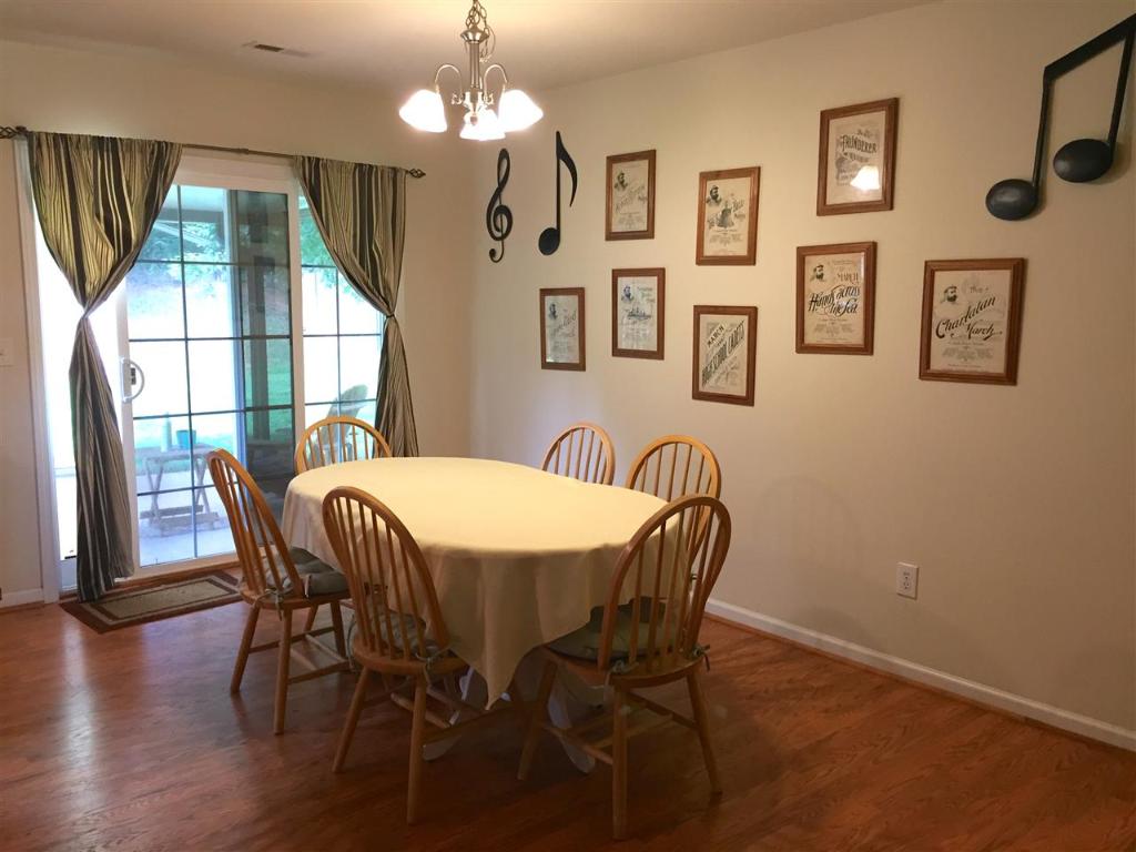 128 Palm Branch Way Anderson, SC 29621 - Photo 3 of 11