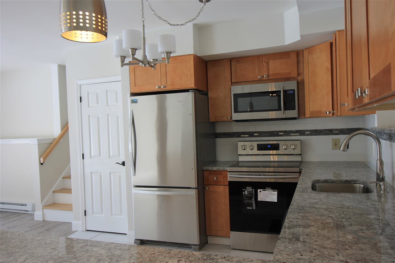 186 Puckerbrush Road Campton, NH 03223 - Photo 8 of 35 Gallery Image 8