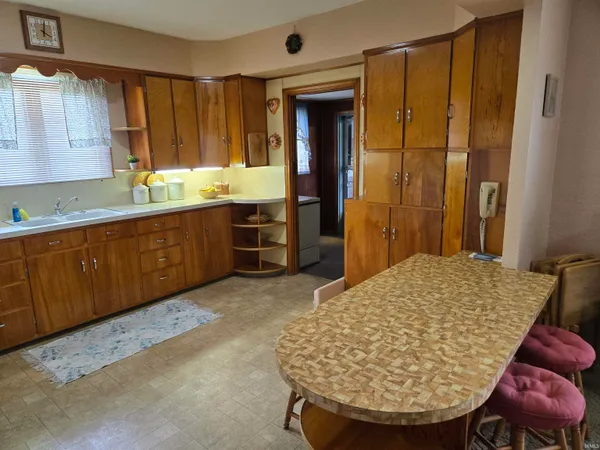 $129,900 | 267 East Commerce Street, Dunkirk, IN 47336