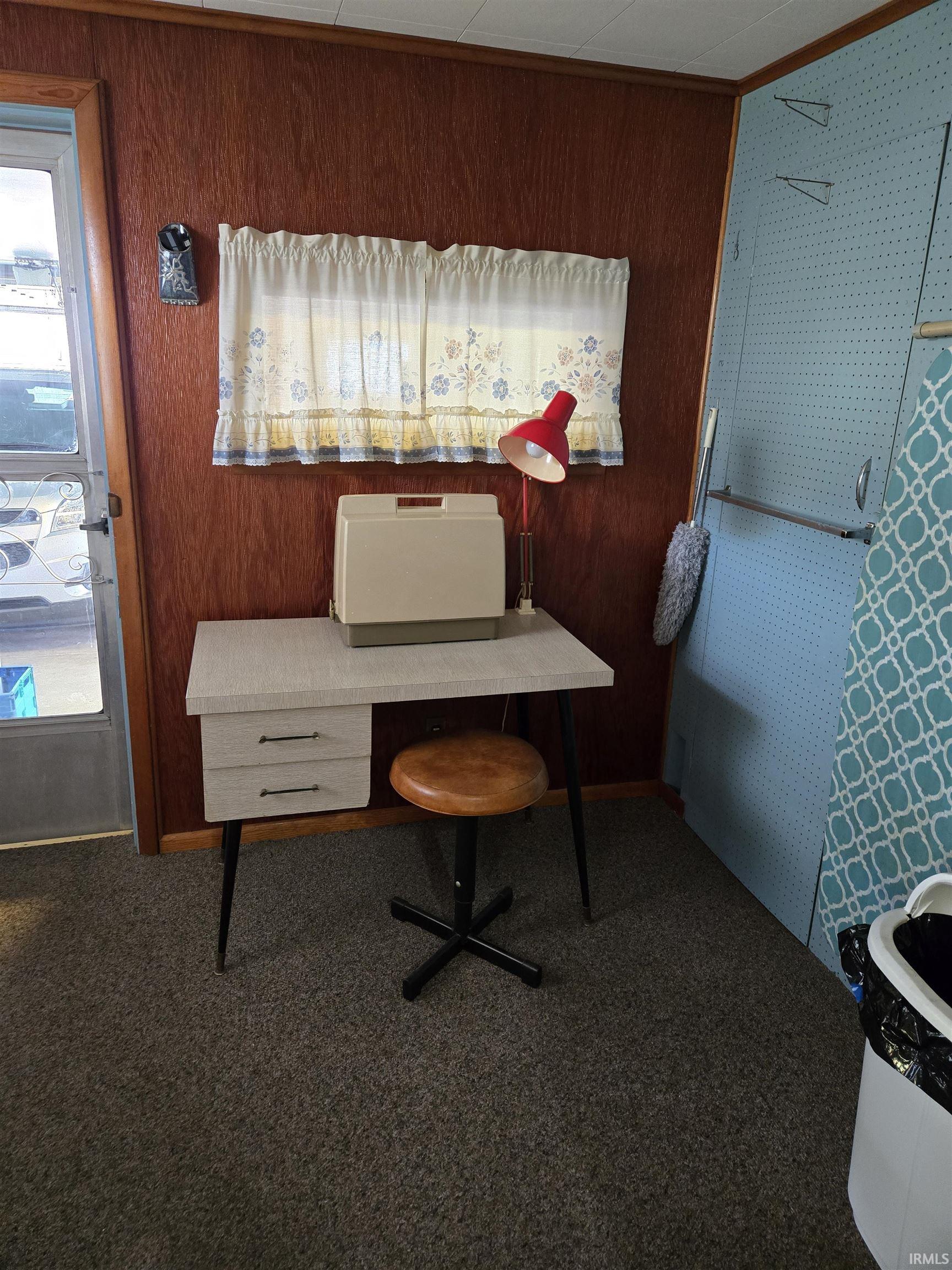 267 East Commerce Street Dunkirk, IN 47336 - Photo 16 of 29