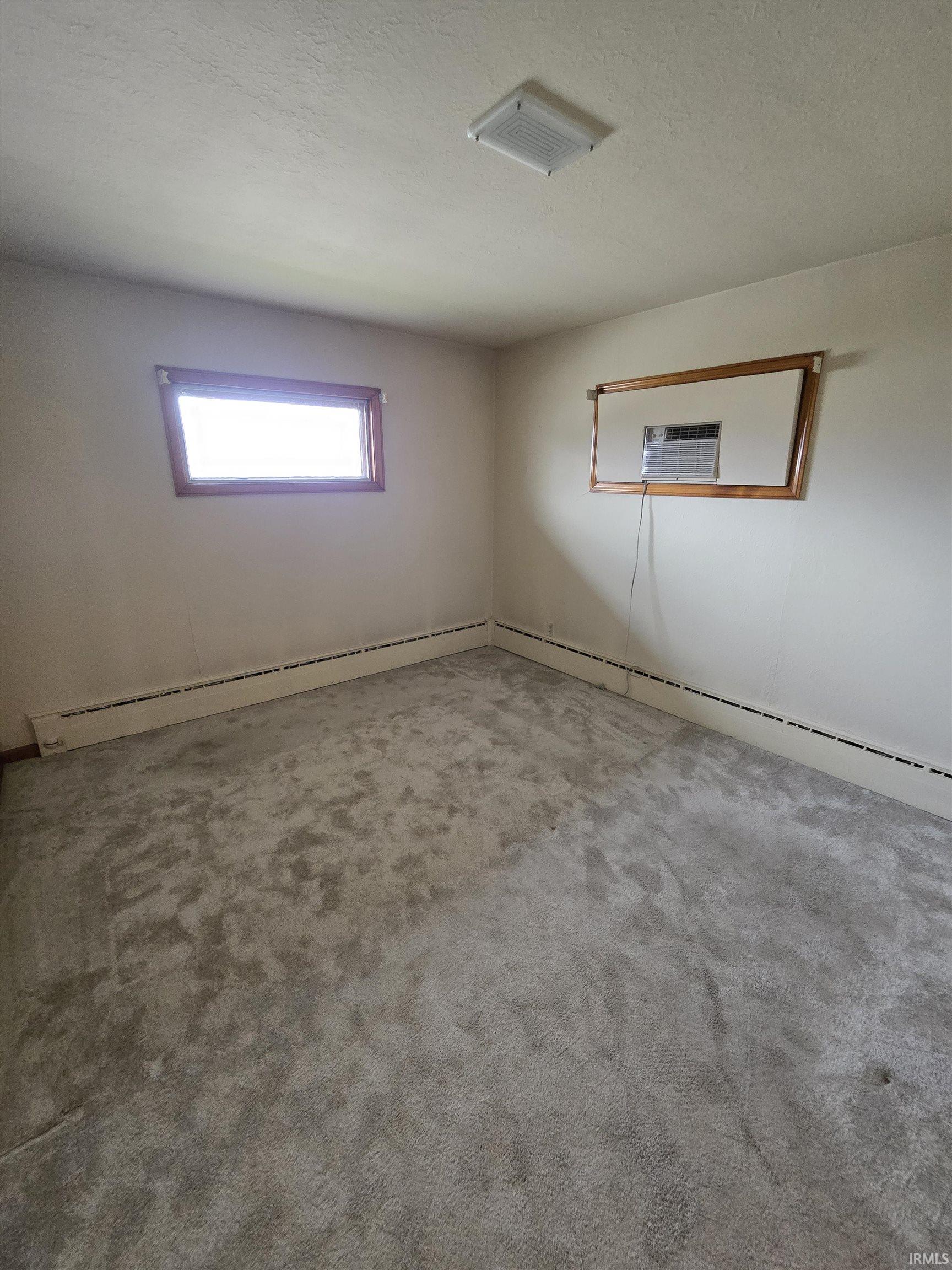 267 East Commerce Street Dunkirk, IN 47336 - Photo 18 of 29