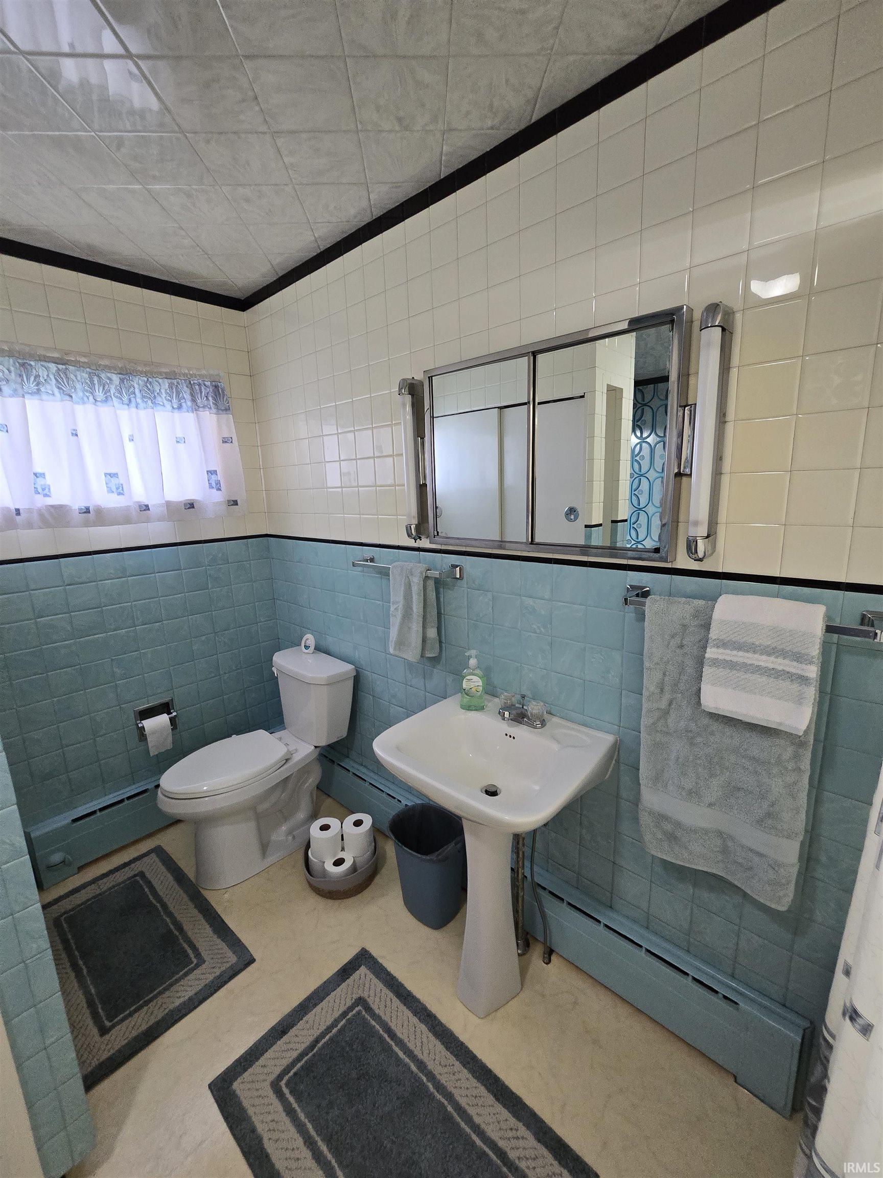 267 East Commerce Street Dunkirk, IN 47336 - Photo 21 of 29