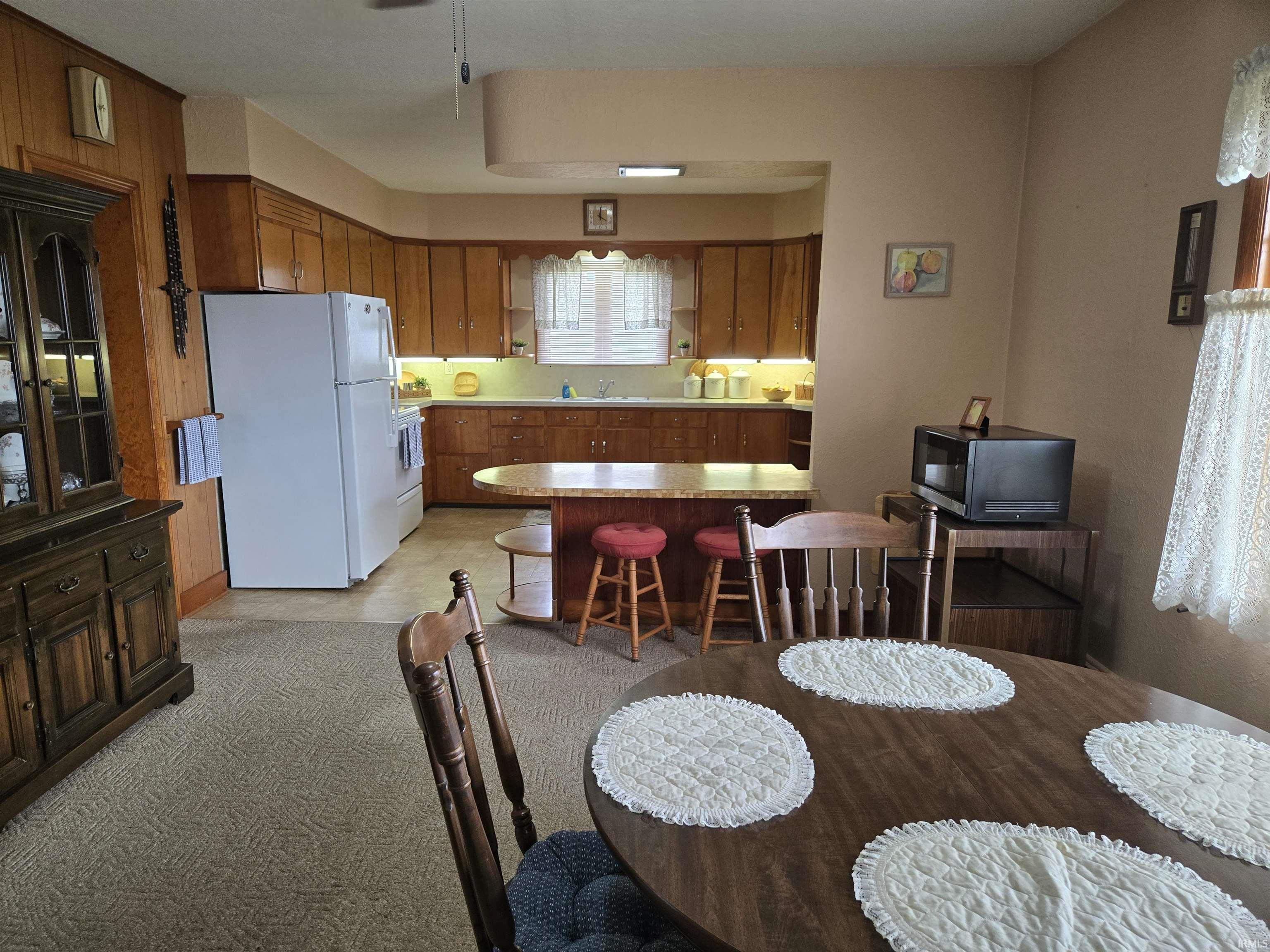 267 East Commerce Street Dunkirk, IN 47336 - Photo 10 of 29