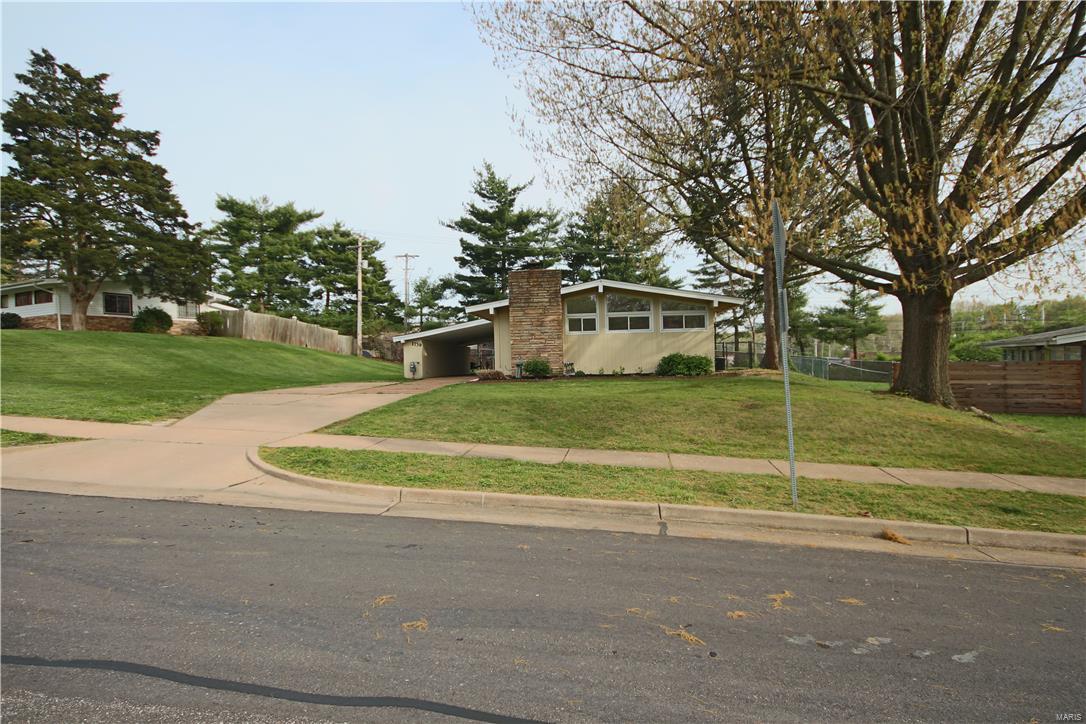 1739 Ridgewood Drive St. Louis, MO 63126 - Photo 20 of 26 Gallery Image 20