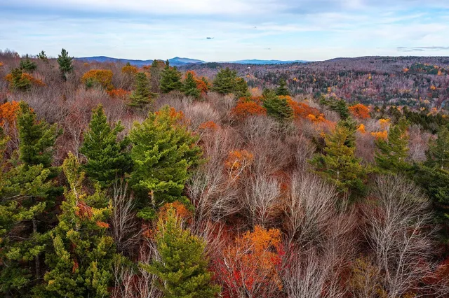 $249,000 | 590 Howard Hill Road, Londonderry, VT 05148