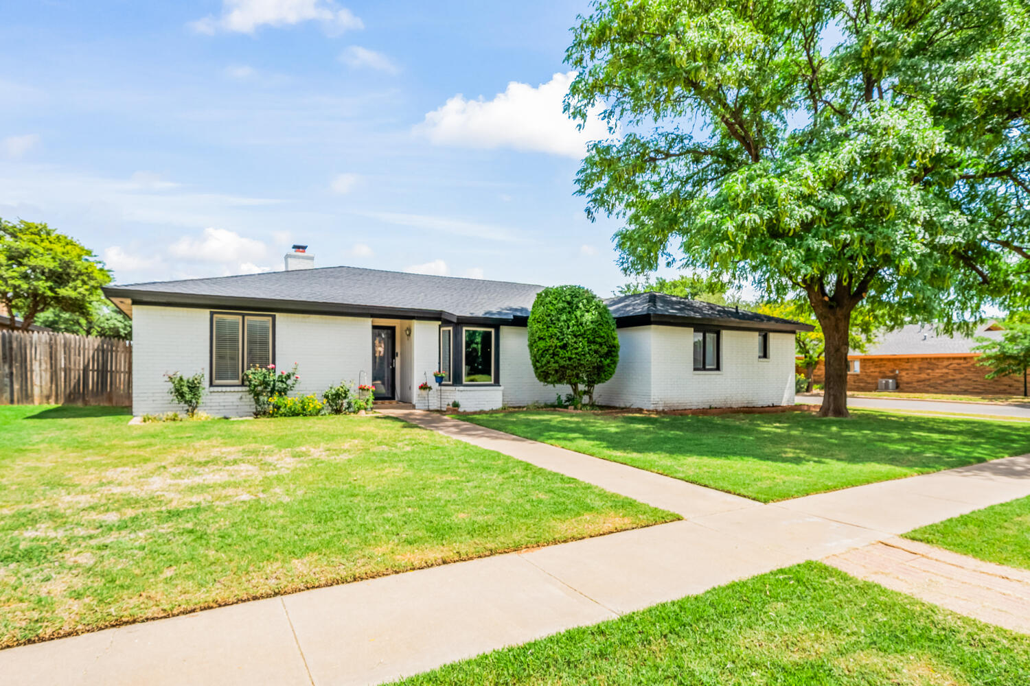5402 89th Street Lubbock, TX 79424 - Photo 2 of 42 5402 89th St-7