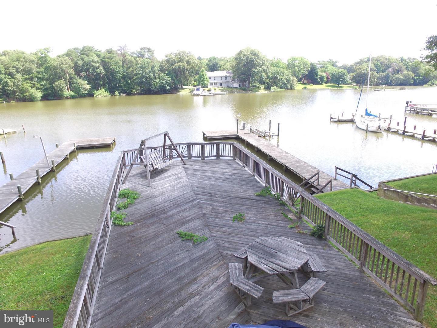 1880 Cedar Road Pasadena, MD 21122 - Photo 2 of 29 Gallery Image 2