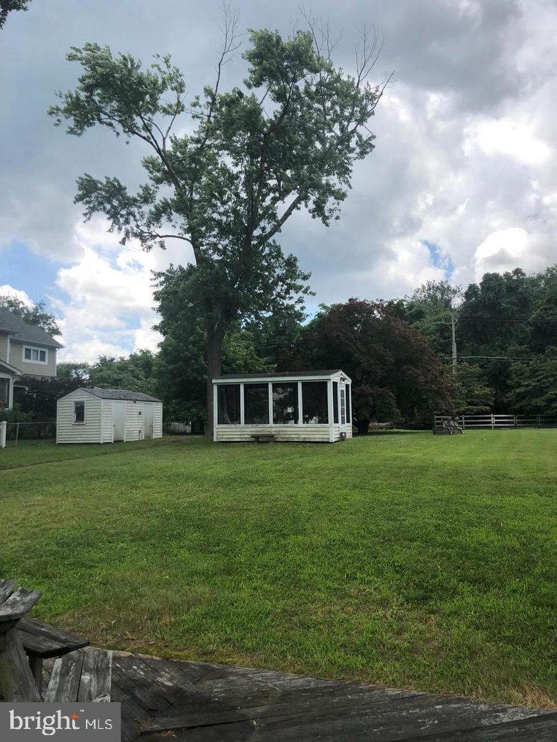 1880 Cedar Road Pasadena, MD 21122 - Photo 13 of 29 Gallery Image 13