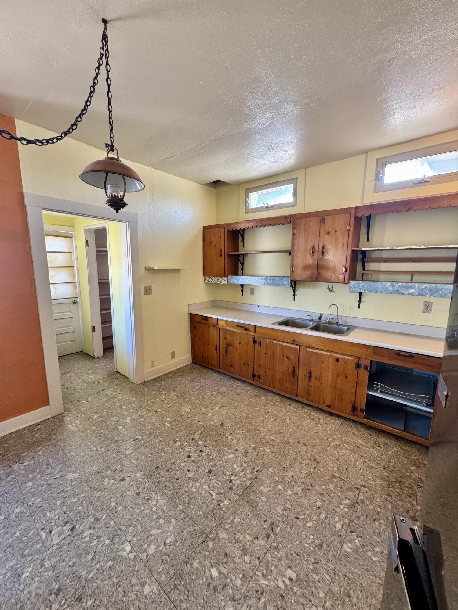 3299 Frying Pan Road Borrego Springs, CA 92004 - Photo 8 of 31 Kitchen