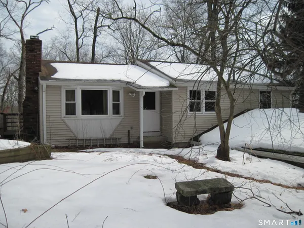 $325,000 | 39 Papermill Road, Hebron, CT 06231