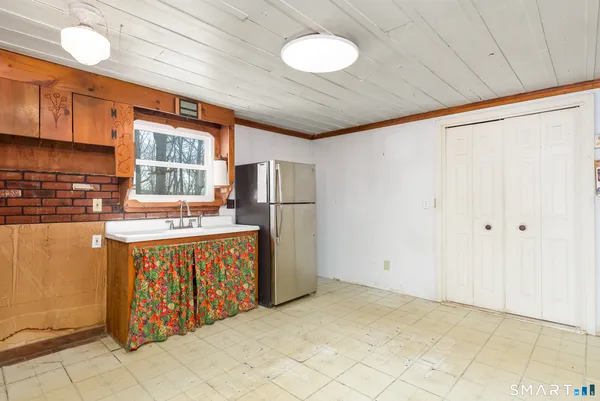 $325,000 | 39 Papermill Road, Hebron, CT 06231