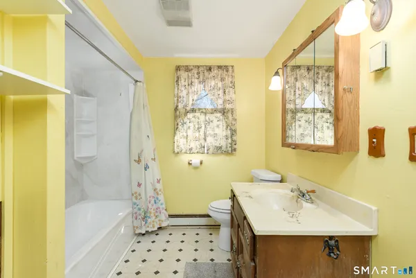 $325,000 | 39 Papermill Road, Hebron, CT 06231