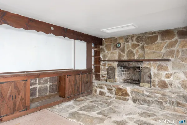 $325,000 | 39 Papermill Road, Hebron, CT 06231