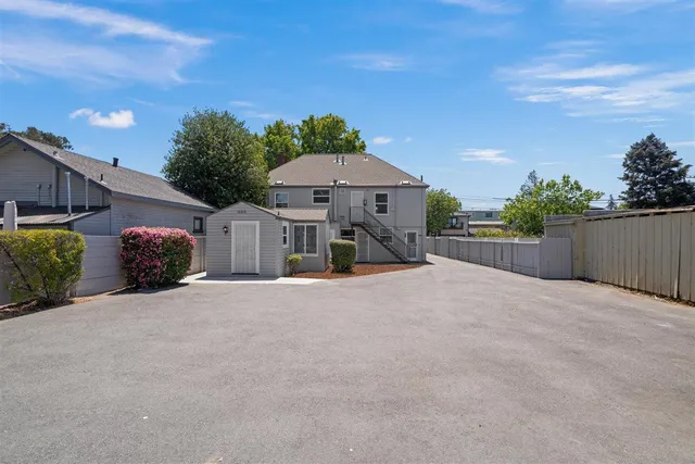 $4,833,000 | 315-327 Grand Boulevard, San Mateo, CA 94401