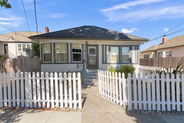 $4,833,000 | 315-327 Grand Boulevard, San Mateo, CA 94401