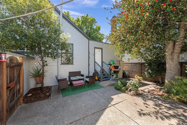 $4,833,000 | 315-327 Grand Boulevard, San Mateo, CA 94401