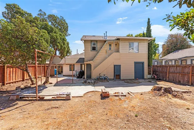 $4,833,000 | 315-327 Grand Boulevard, San Mateo, CA 94401