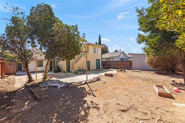 $4,833,000 | 315-327 Grand Boulevard, San Mateo, CA 94401