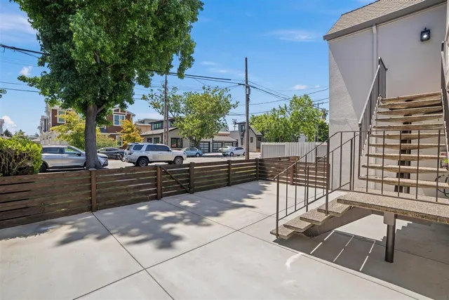 $4,833,000 | 315-327 Grand Boulevard, San Mateo, CA 94401