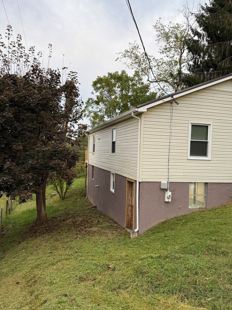 162 Providence Road Fries, VA 24330 - Photo 9 of 28 Gallery Image 9