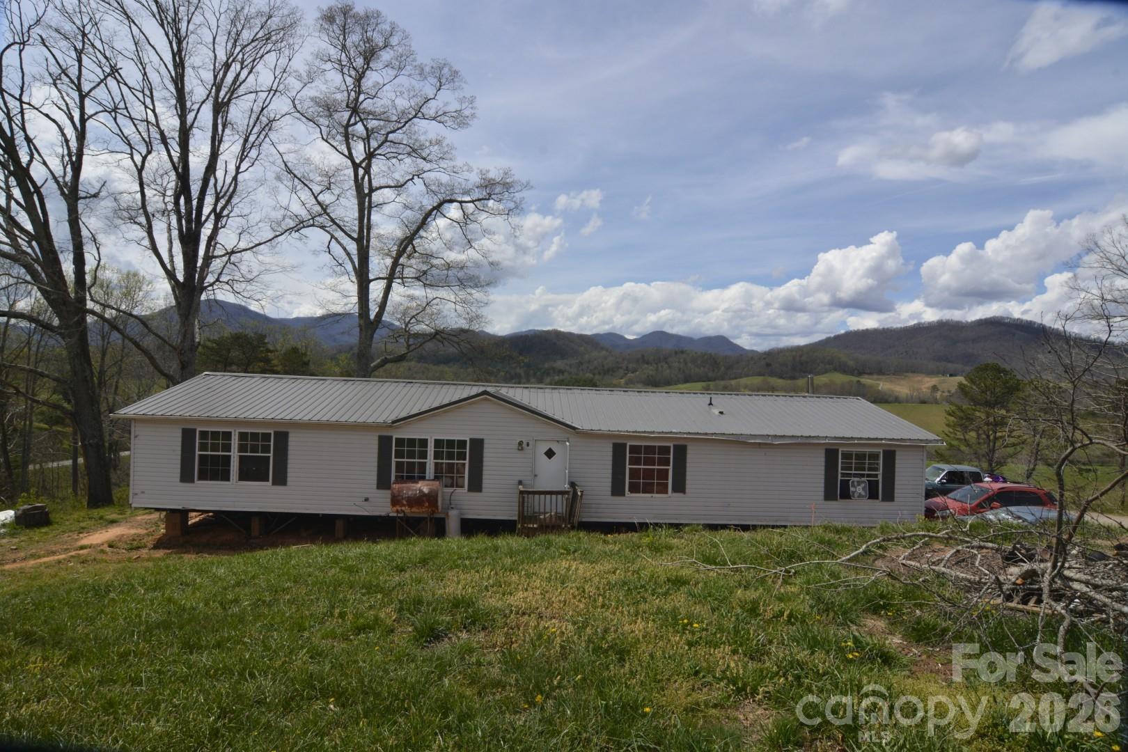 535 Old Newfound Road Leicester, NC 28748 - Photo 2 of 6