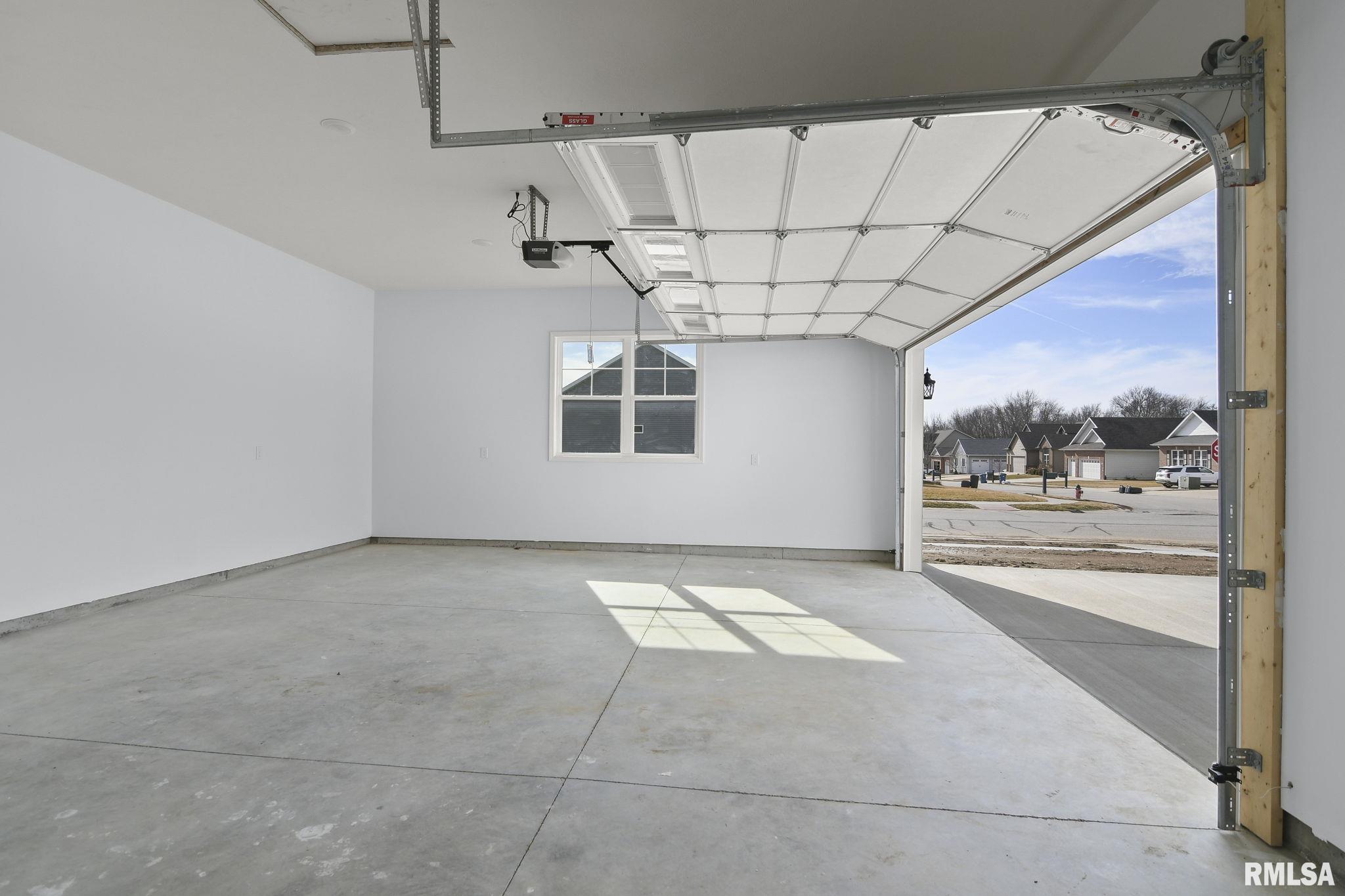 2809 Haverhill Road Springfield, IL 62711 - Photo 34 of 40