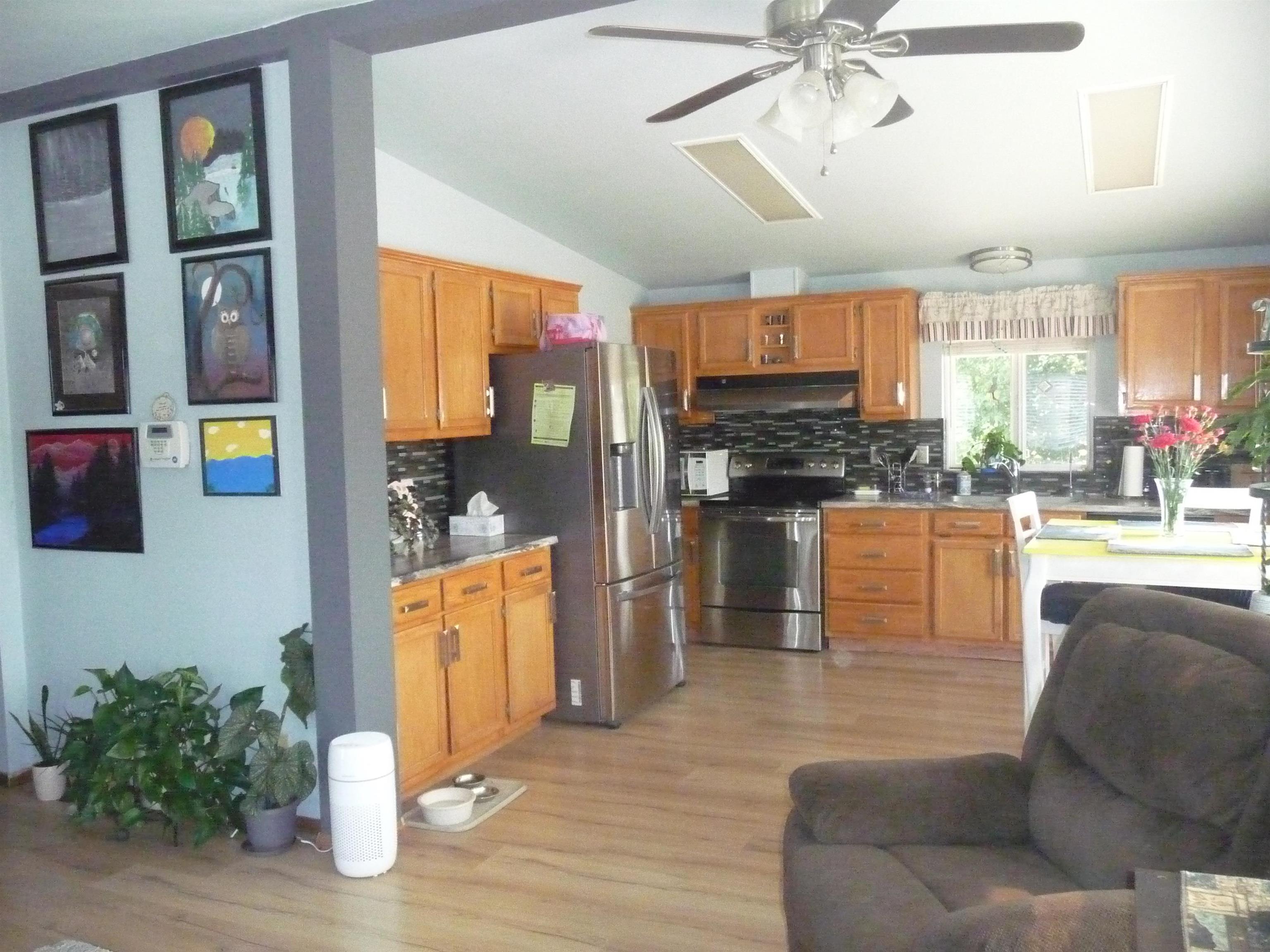 13724 West Medical Lake Road Four Lakes, WA 99004 - Photo 6 of 27 Gallery Image 6