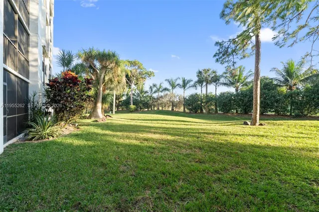 $363,000 | 6662 Boca Del Mar Drive, Unit 112, Boca Raton, FL 33433