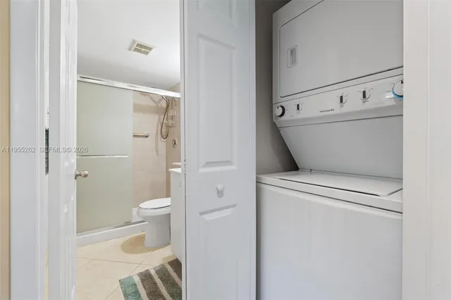 $363,000 | 6662 Boca Del Mar Drive, Unit 112, Boca Raton, FL 33433