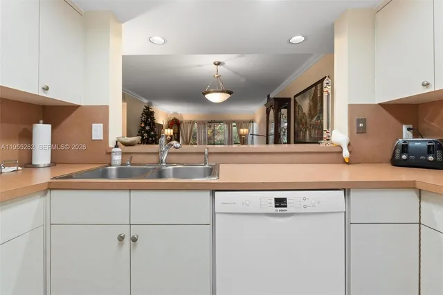 $363,000 | 6662 Boca Del Mar Drive, Unit 112, Boca Raton, FL 33433