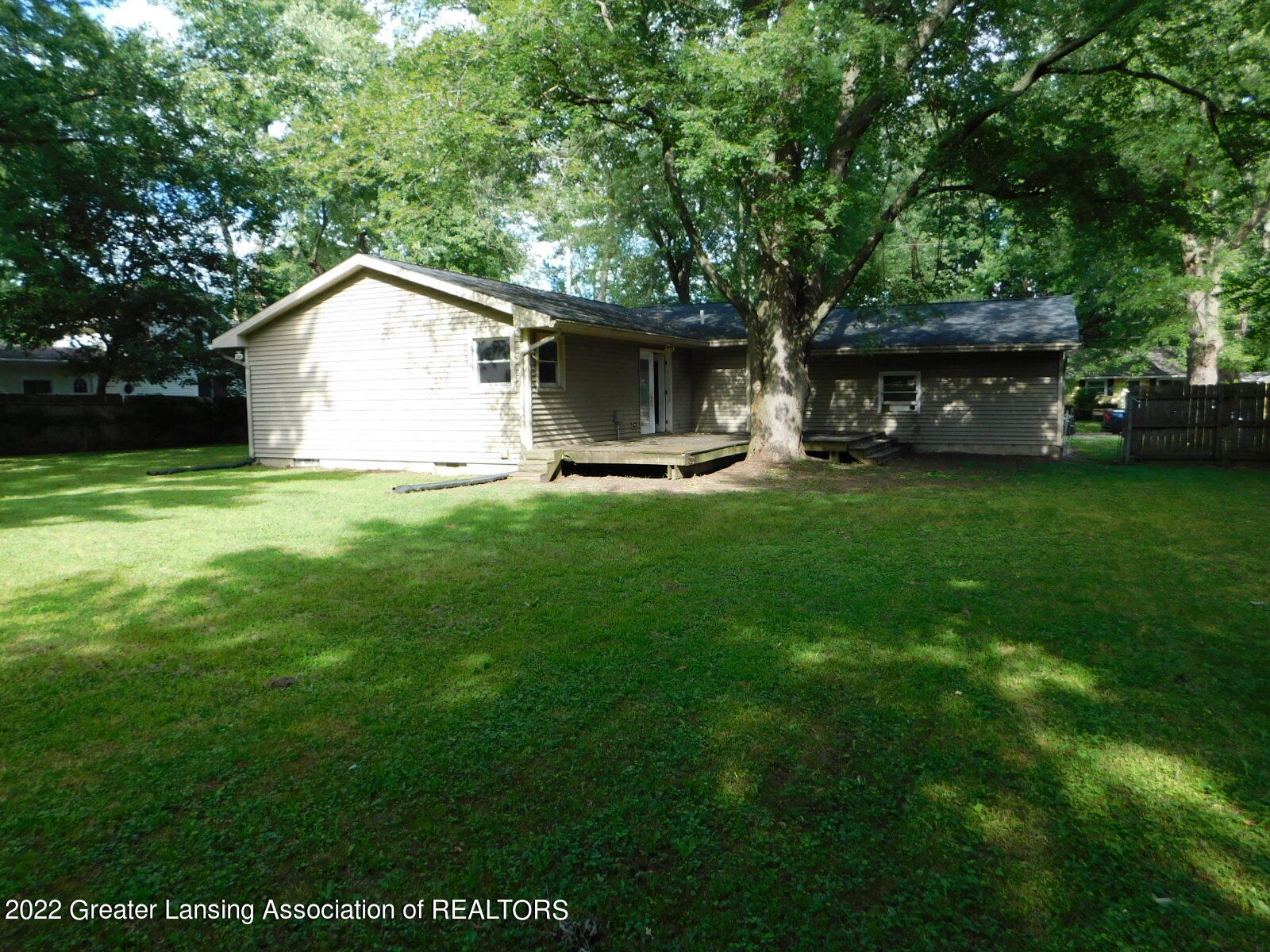 6034 Rolfe Road Lansing, MI 48911 - Photo 22 of 24 DSCN1486