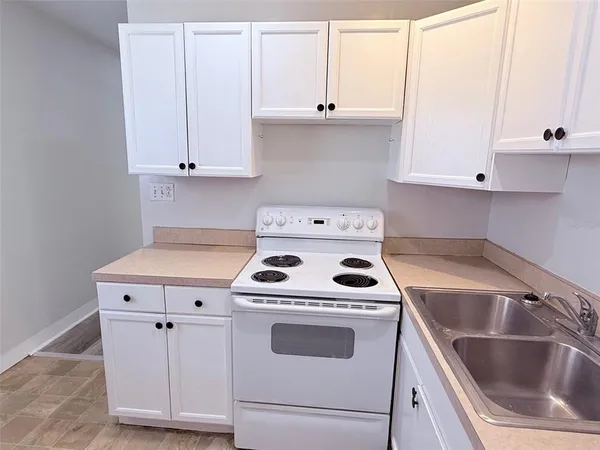 $1,695 | 1544 77th Avenue North, St. Petersburg, FL 33702
