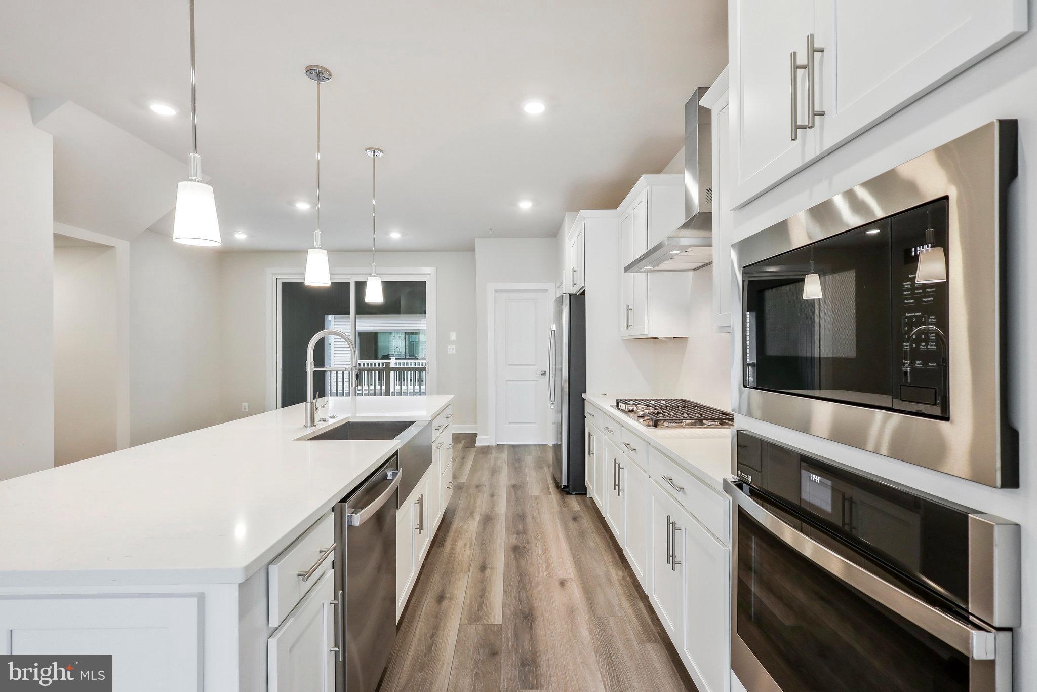 5309 8th Road South Arlington, VA 22204 - Photo 8 of 48 Gallery Image 8