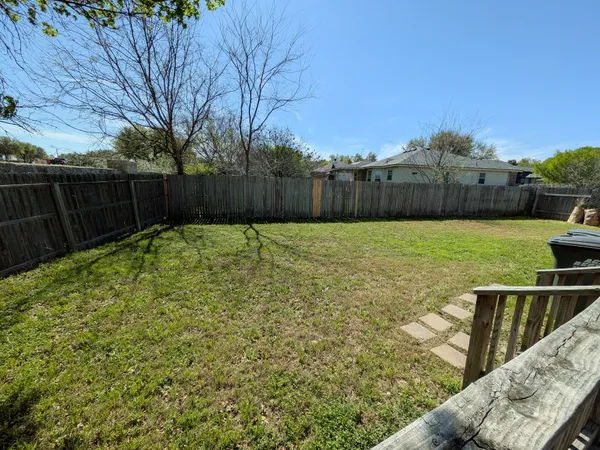 $1,740 | 1800 Twisted Oak Drive, Leander, TX 78641