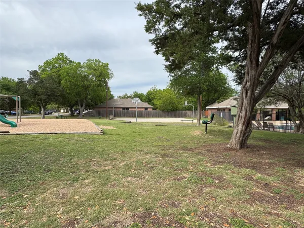 $1,740 | 1800 Twisted Oak Drive, Leander, TX 78641