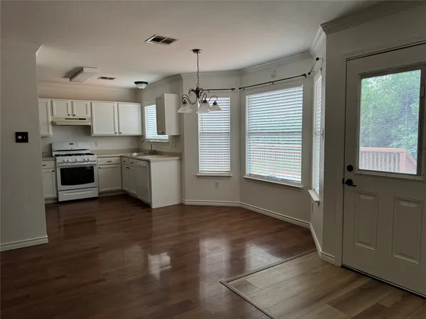 $1,740 | 1800 Twisted Oak Drive, Leander, TX 78641