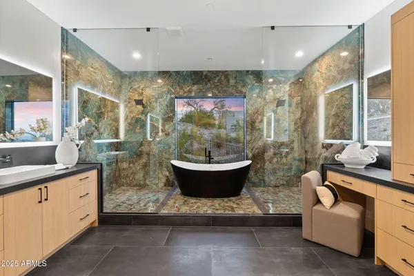 $4,900,000 | 3135 East Palo Verde Drive, Phoenix, AZ 85016