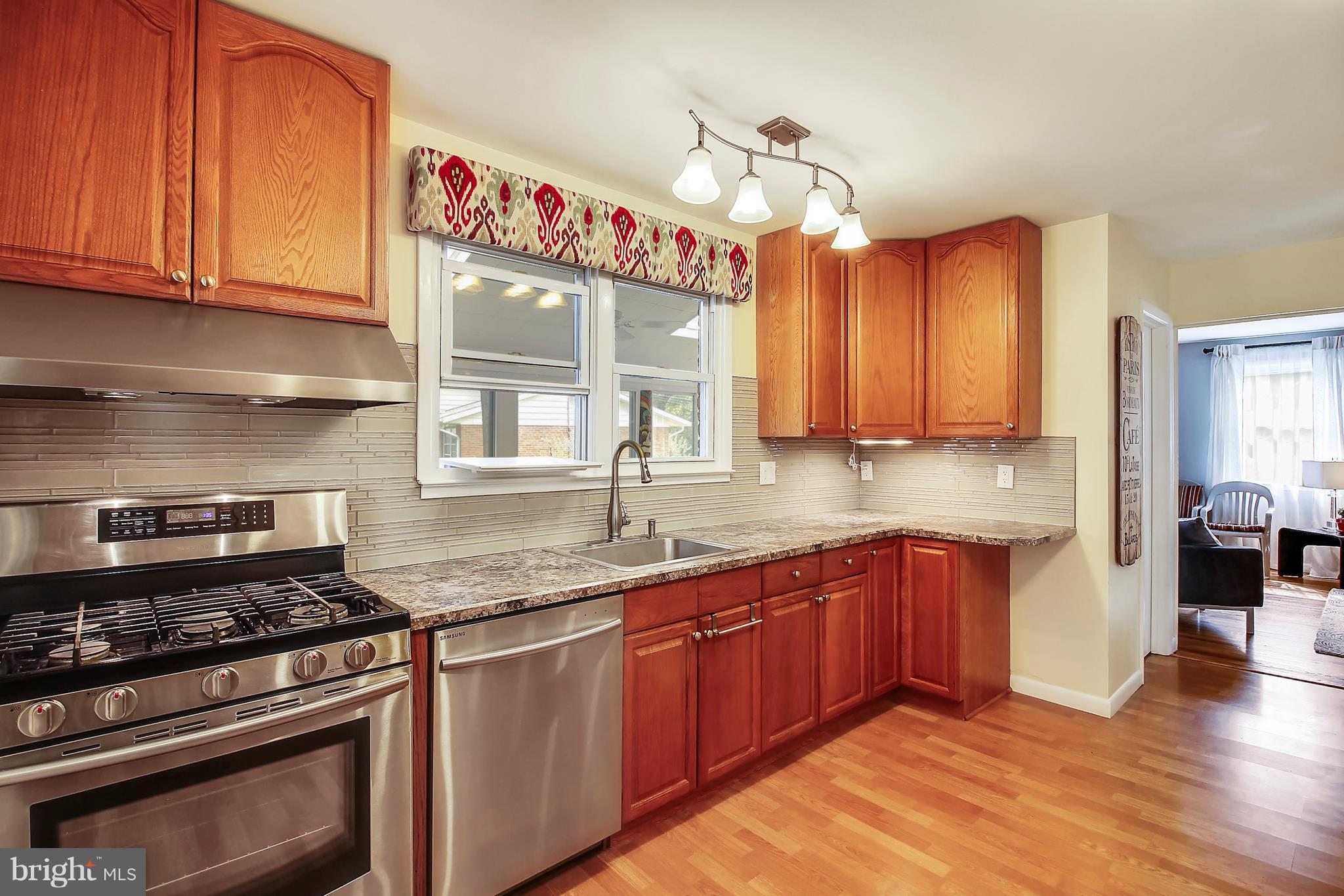 11501 Alma Street Silver Spring, MD 20902 - Photo 9 of 29 Kitchen