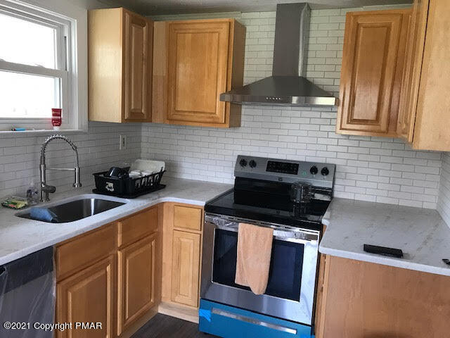244 Evergreen Road Albrightsville, PA 18210 - Photo 9 of 20 7