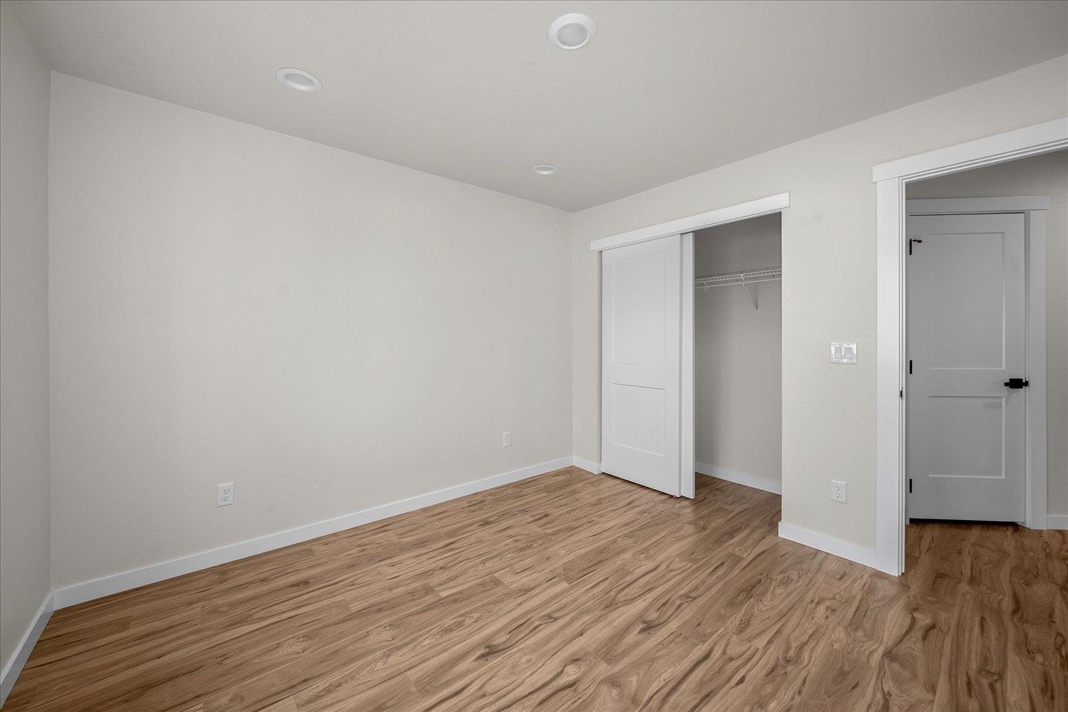 2401 East Longfellow Avenue Spokane, WA 99207 - Photo 12 of 20