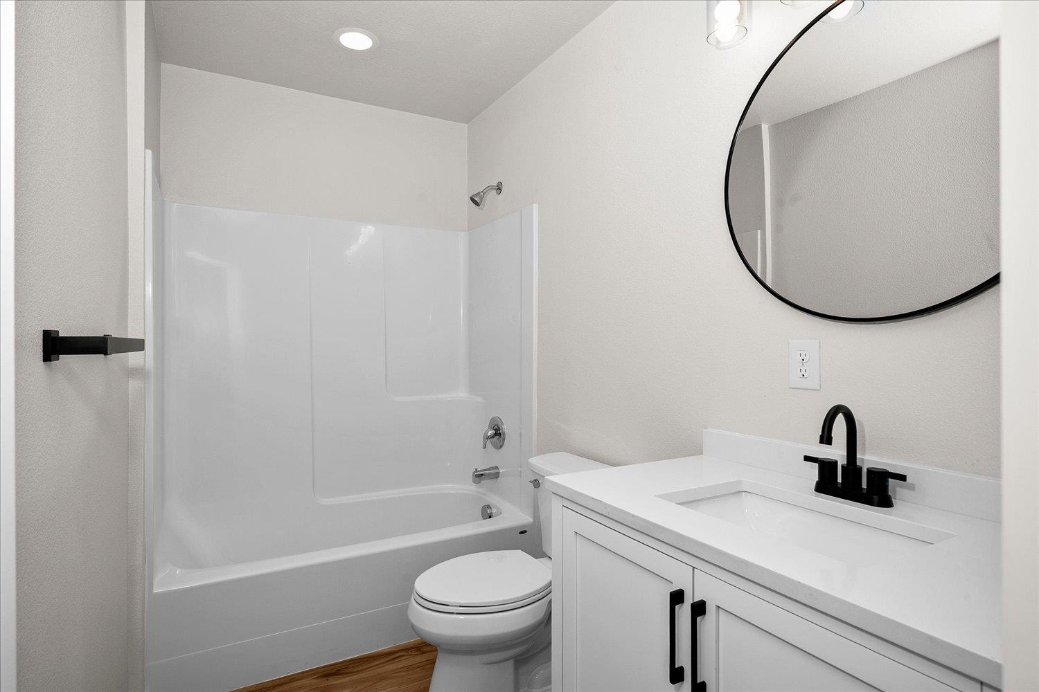 2401 East Longfellow Avenue Spokane, WA 99207 - Photo 14 of 20