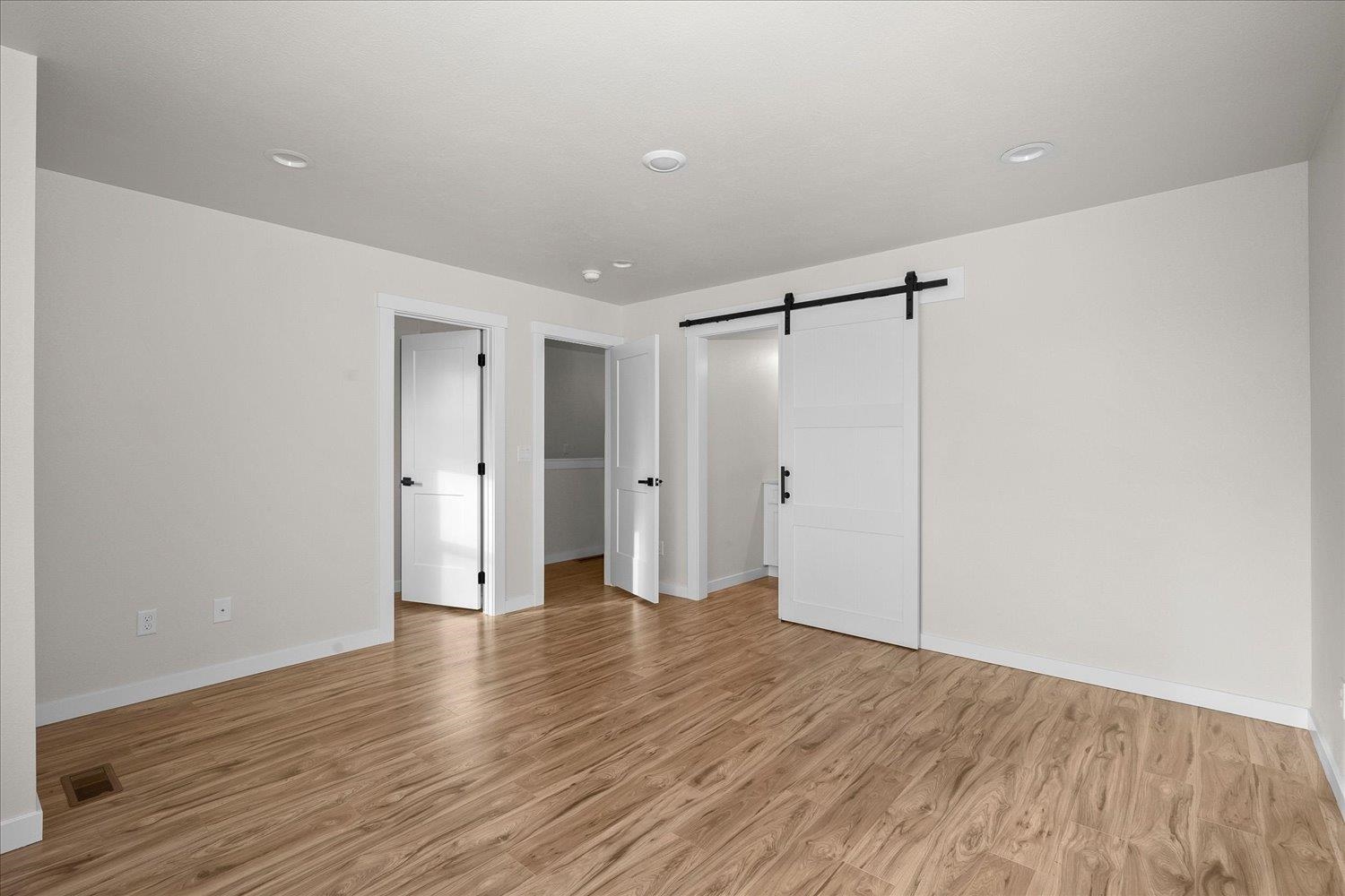 2401 East Longfellow Avenue Spokane, WA 99207 - Photo 15 of 20