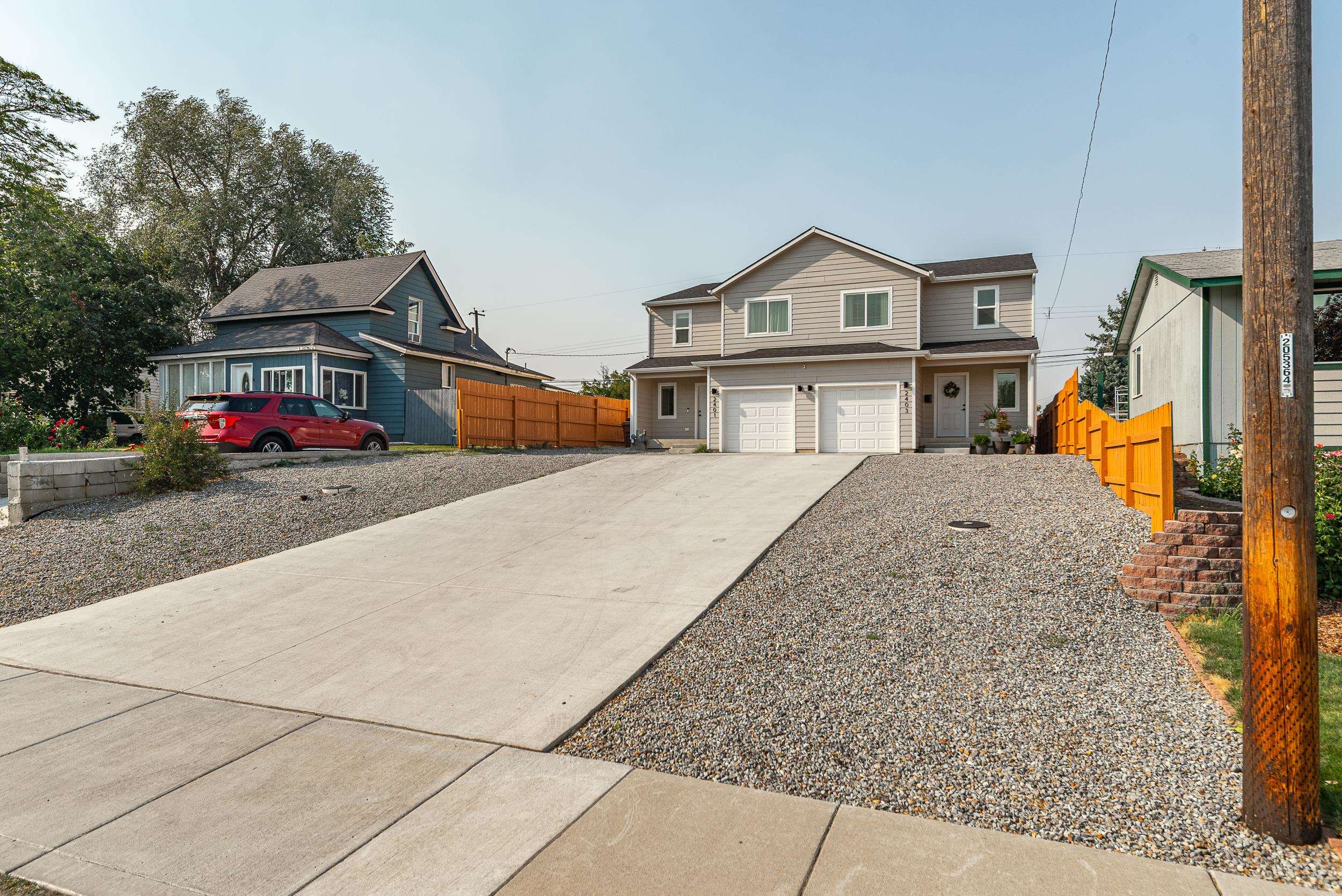 2401 East Longfellow Avenue Spokane, WA 99207 - Photo 2 of 20